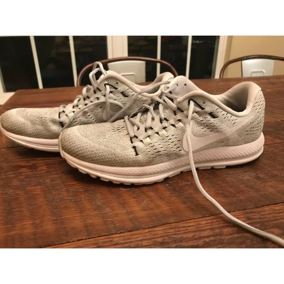 Nike Men’s Zoom Vomero 12 Size 10 Platinum - Picture 2 of 5